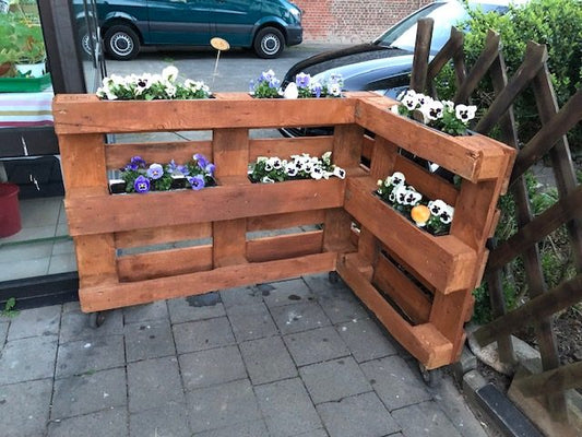 Kräuter- oder Pflanzenbank selbst bauen