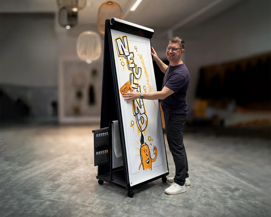 Neuland präsentiert Movaris – das mobile Tafelsystem für maximale Flexibilität in Training und Industrie